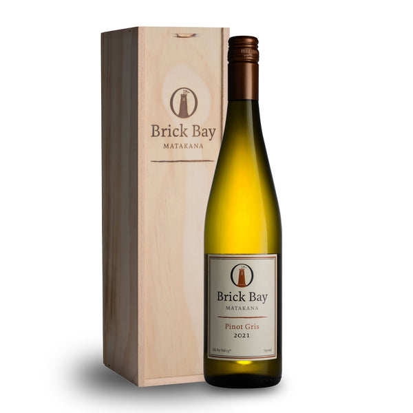 Brick Bay Wine and Walk Gift Box